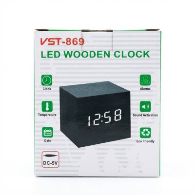 ساعة خشبية بنظام LED طراز VST-869 – ساعة منبه رقمية عصرية بتصميم مكعب، مزودة بمقياس لدرجة الحرارة وميزة التنشيط الصوتي.