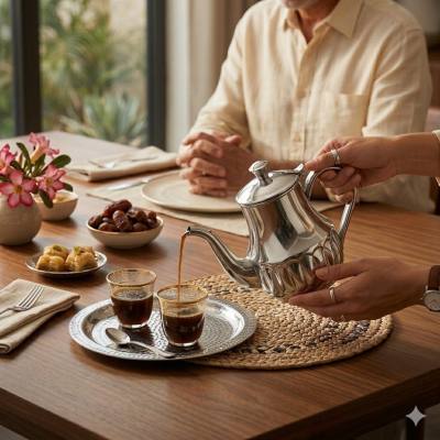 إبريق شاي أنيق من الفولاذ المقاوم للصدأ – 0.9 لتر
