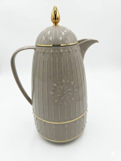 ترمس قهوة وشاي مودرن بتصميم دلة فاخر - سعة 1 لتر - لون رمادي رخامي مزين بالذهبي - عازل للحرارة