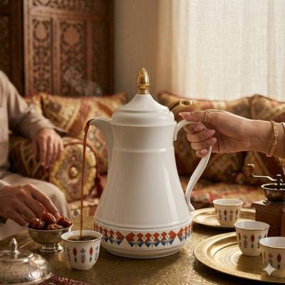 ترمس HB Lavin سعة 1 لتر - أبيض كلاسيكي بنقشة هندسية