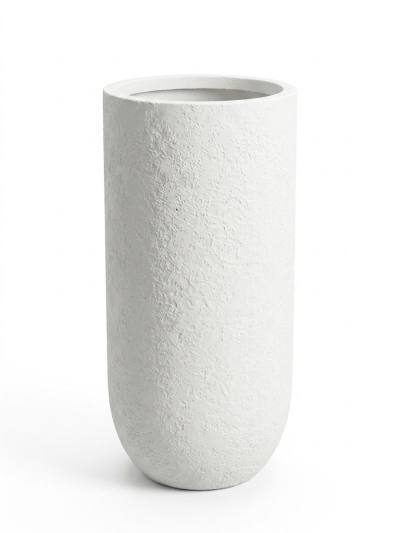 وعاء زرع طويل عصري بلون أبيض قطبي مزخرف - مزهرية أسطوانية منحوتة بتصميم بسيط مع لمسة نهائية حجرية خشنة وشكل كبسولة معاصر